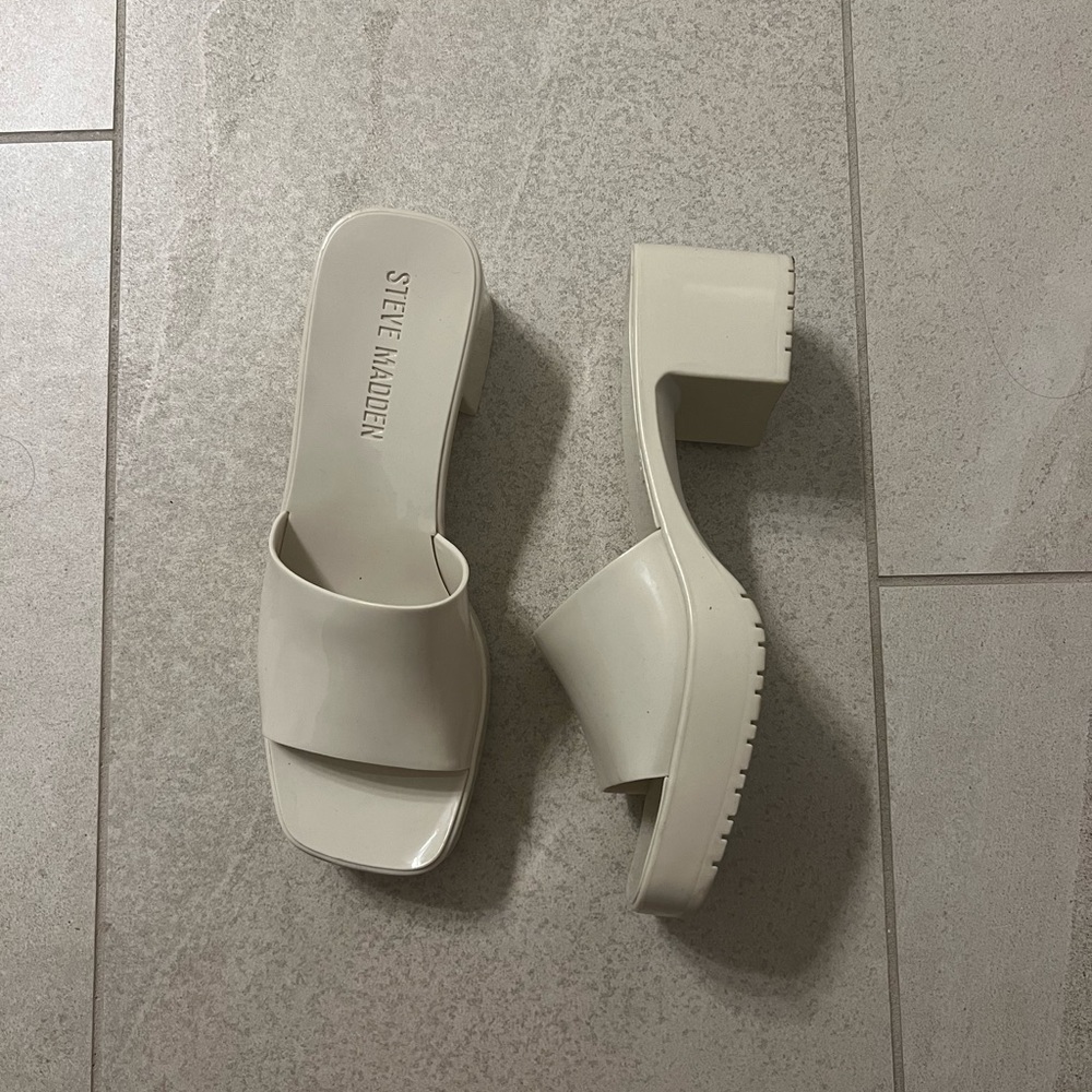 Steve Madden Harlin Sandal